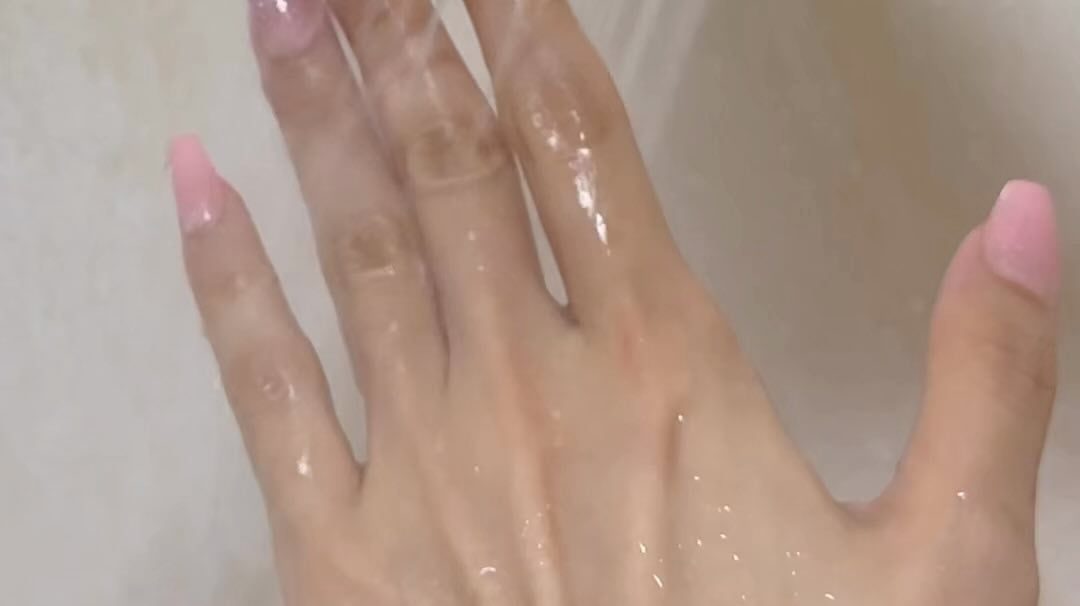 Proof that I have strongest press-on nails
#ellievincynails#nailhacks #nailstest #pressonnails #nailhackcheck #nailstutorials #pressonnailbusiness#handmadenails #fakenails #gelnailsathome