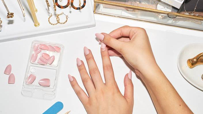 Tips for removing the pressons without damage the natural nails