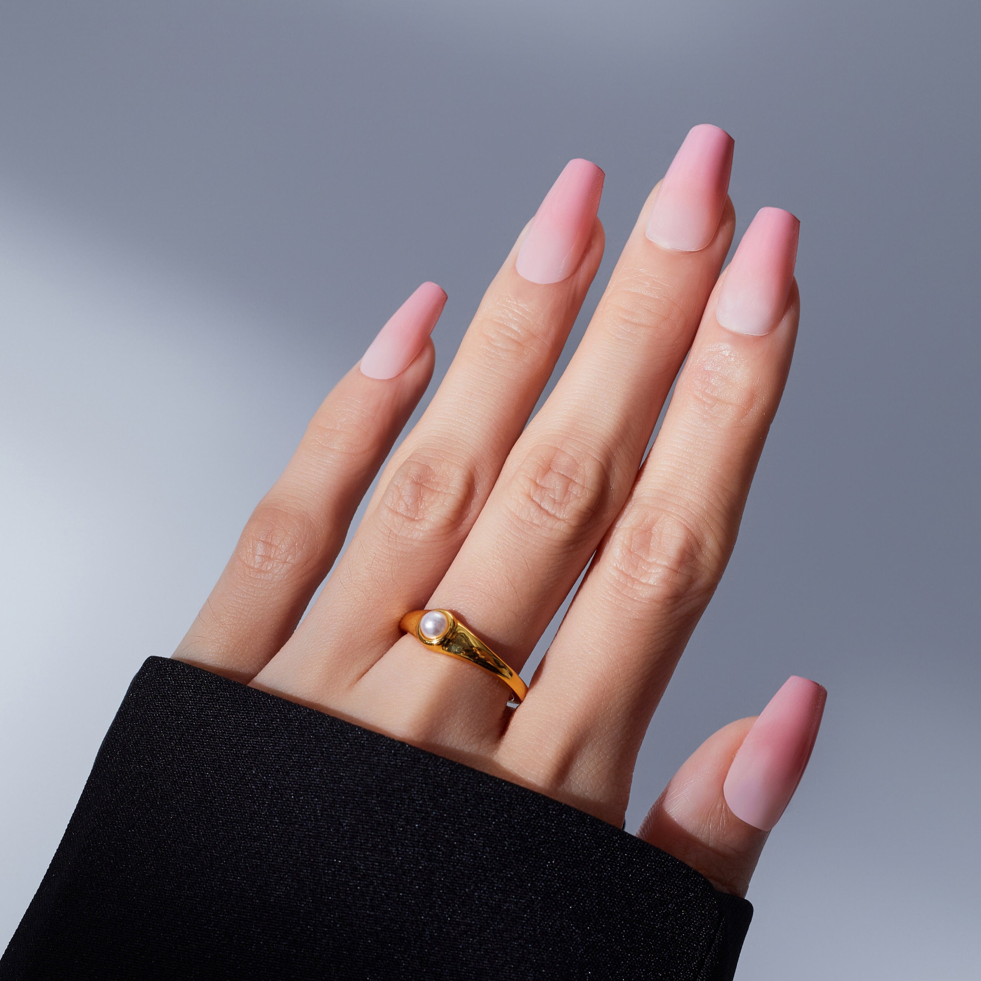 Coffin Fade,Ellie Vincy Press on Nails,Medium Almond,Ombre, Solid color, Pink press on nails,30 pcs, False nails,Reusable,Glue on nails,Sticky on nails,Pop on nails