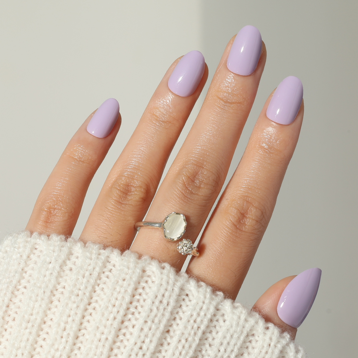 Lavender Mist,Ellie Vincy Press on Nails,Short Almond,Other, Solid color, Purple press on nails,30 pcs, False nails,Reusable,Glue on nails,Sticky on nails,Pop on nails