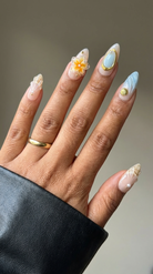 Ellie Vincy Press on Nails  Coastal Shell  Almond Luxury Short Glue on Press on Nails Almond, Square  Floral, Pink, Beige, Geometric  Floral, French tip, Abstract, Geometric, Metallic